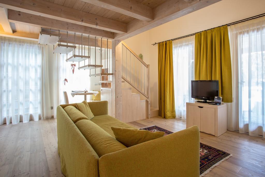 Castelir Suite Hotel Panchia Cameră foto