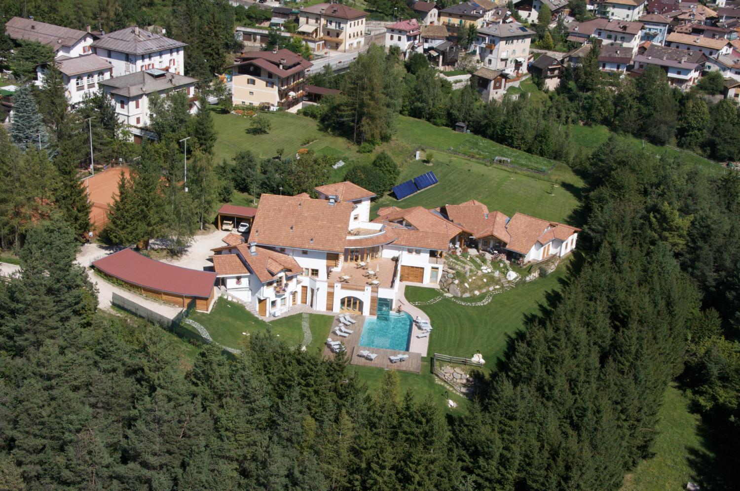 Castelir Suite Hotel Panchia Exterior foto
